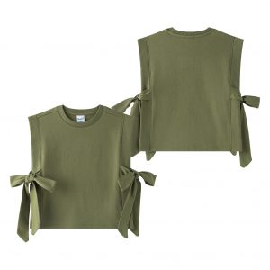 Chaleco de punto con lazos.