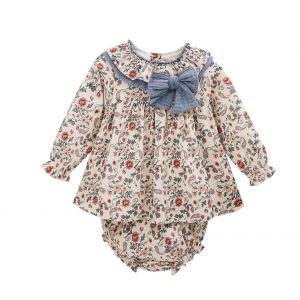 Vestido estampado floral y lazo azul