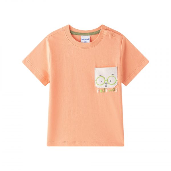 Camiseta naranja conejito.
