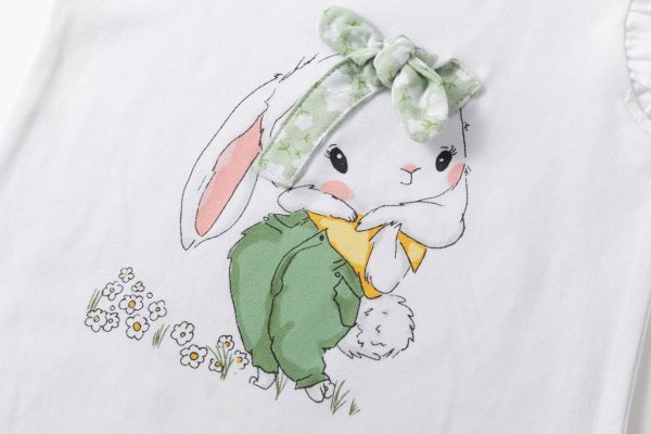 Camiseta conejita lazo verde. - Imagen 2