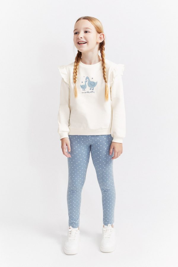 Conjunto de sudadera y leggin cisne.